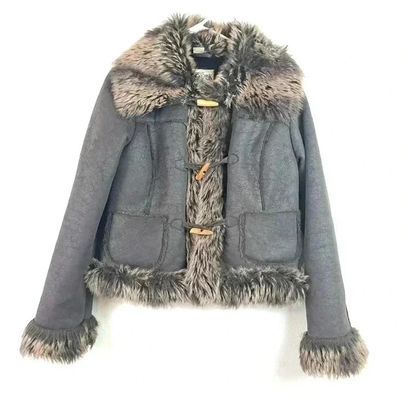 New York Classic Jackets & Blazers - New York Classic Faux fur Jacket Size Medium